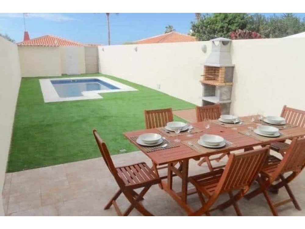Holiday home in Adeje from £157 per night