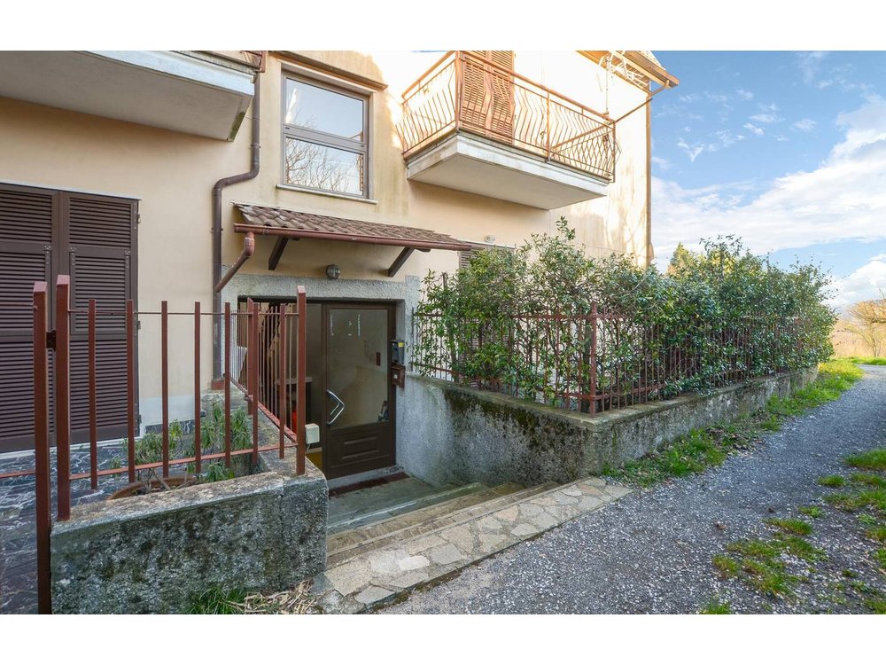 Holiday apartment in Maissana from £35 per night