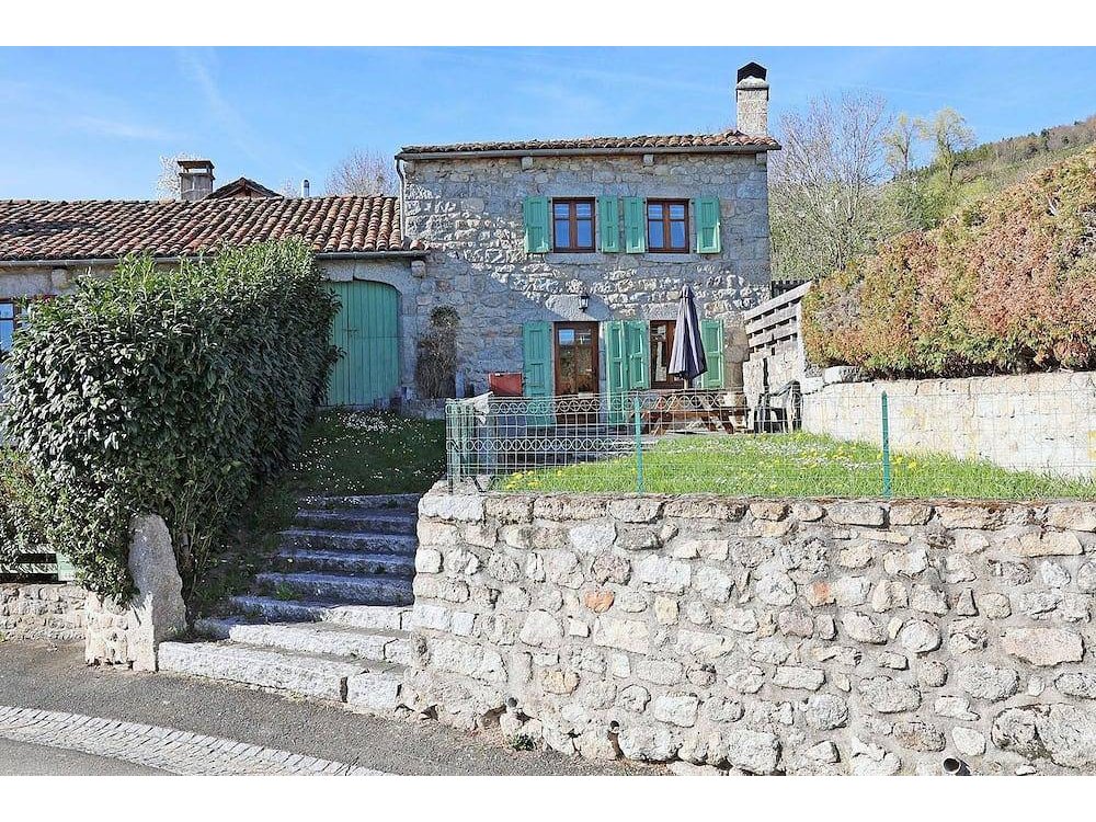 Holiday home in Lozère from £43 per night