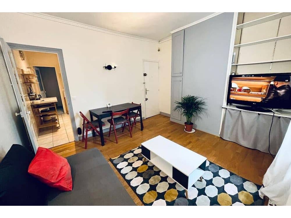 Holiday apartment in Fontainebleau from £84 per night