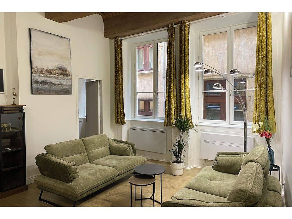 Holiday apartment in Lyon from £485 per night