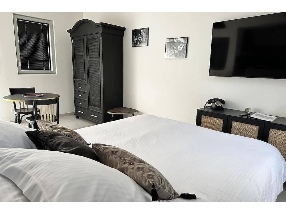 Holiday apartment in Val-d'Oise from £117 per night