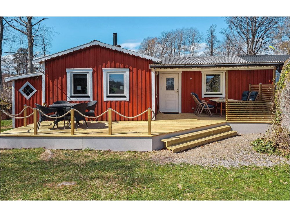 Holiday home in Asnen from £44 per night