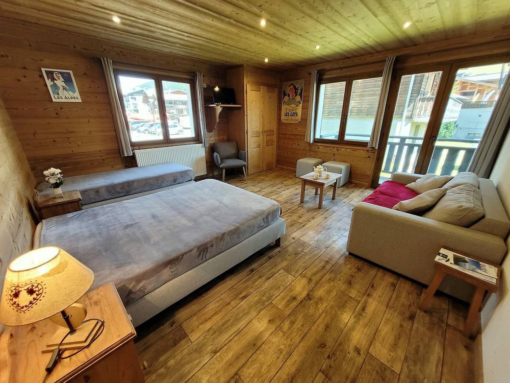 Holiday apartment in Les Gets from £61 per night