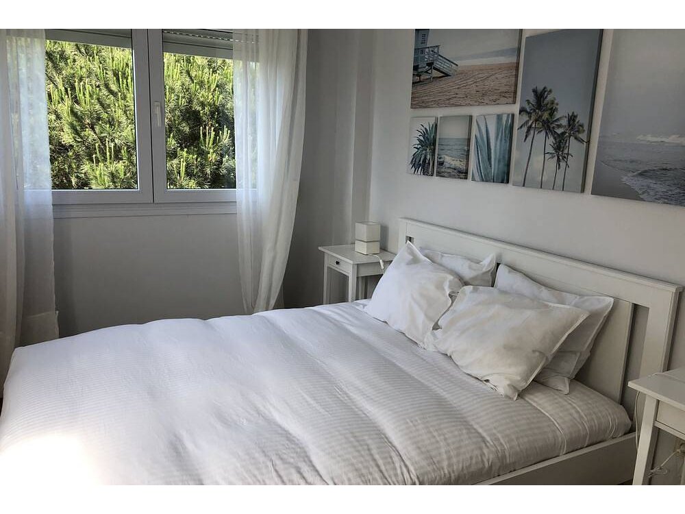 Holiday apartment in Santander from £202 per night