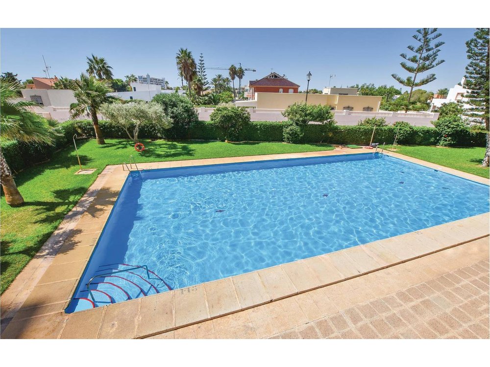 Holiday apartment in Roquetas de Mar from £32 per night