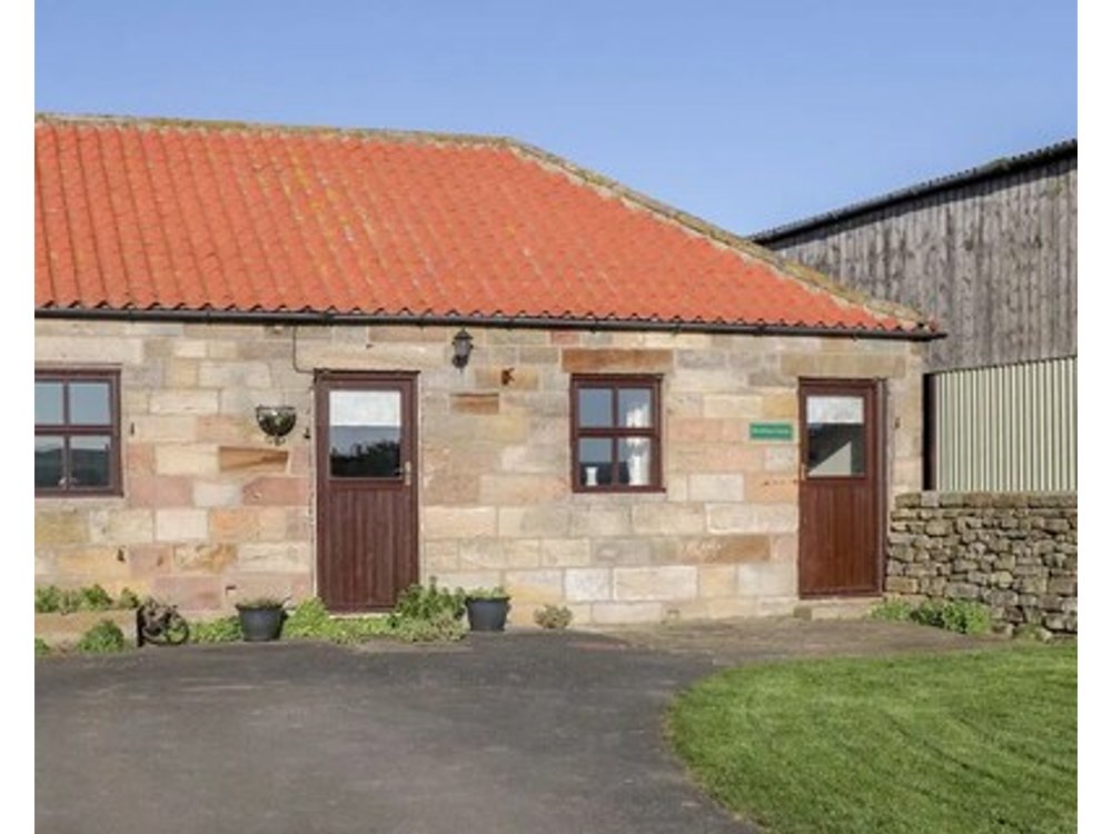 Broadings Cottage Pet Friendly With A Garden In Whitby Ref 1464