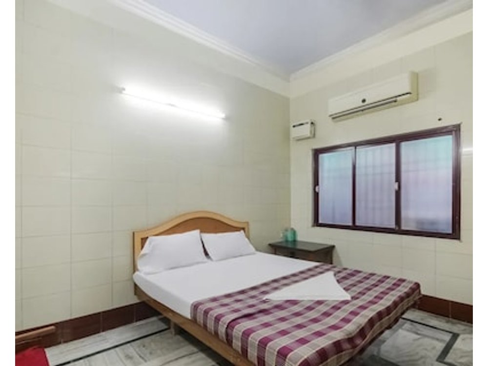 Collection O Vadapalani Formerly Mahalakshmi Inn