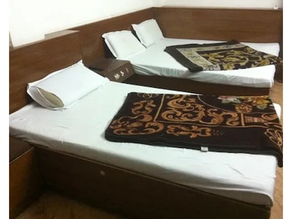 Capital Of Delhi Darshan Hotel - Family Hotel -Near New Delhi Railway Station