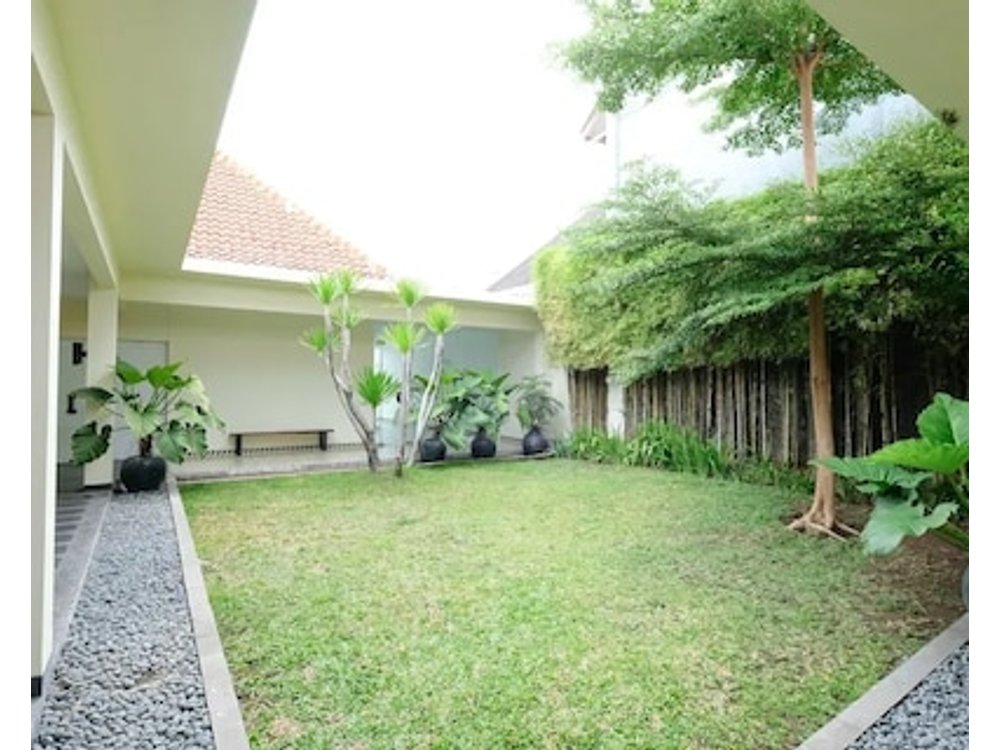 RedDoorz Plus @ Demangan Gejayan