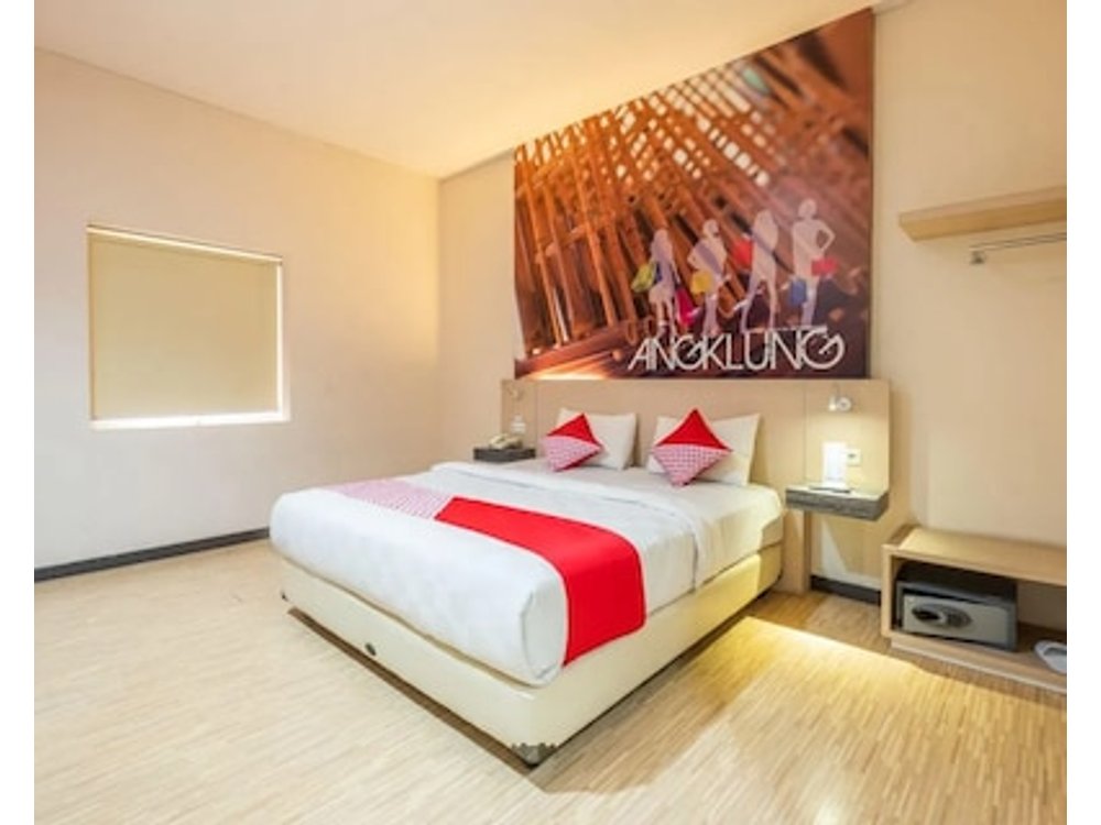 Super OYO 2183 Cibeureum Residence