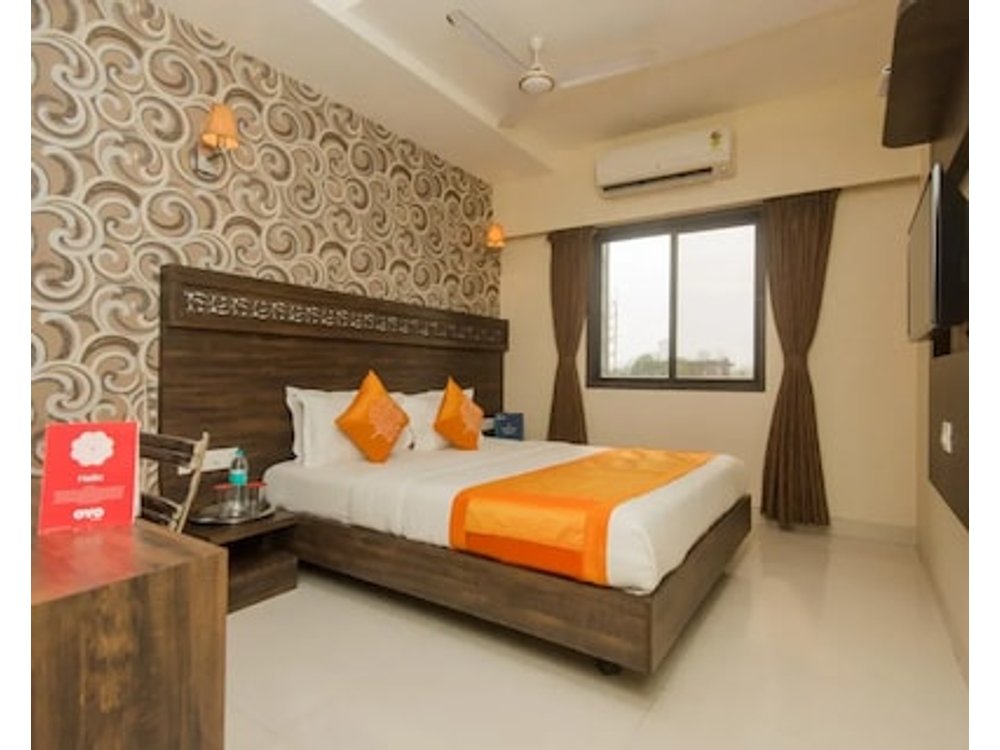 Flagship Hotel Lotus Residency Near Anand Nagar Metro Station