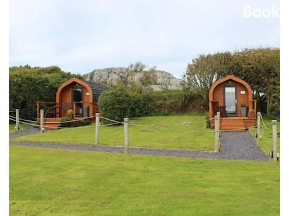 Sea and Mountain View Luxury Glamping Pods Heated
