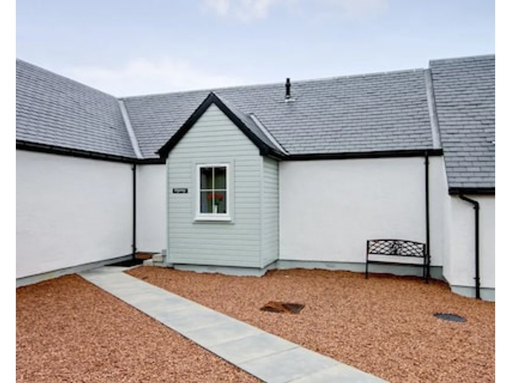 1 Bedroom Accommodation In Stirling
