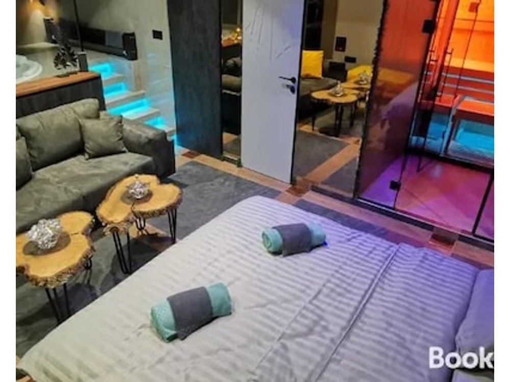 PentLux - SPA Penthouse in the heart of Skopje
