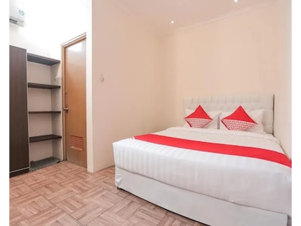 SUPER OYO Capital O 141 Fatmawati Cozy Residence