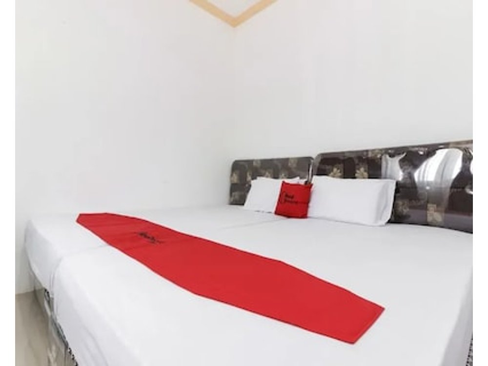 RedDoorz near Sam Ratulangi Airport Manado