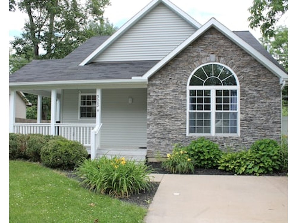 Lion’s Landing - PSU getaway! Everything needed for a fun hassle-free stay!