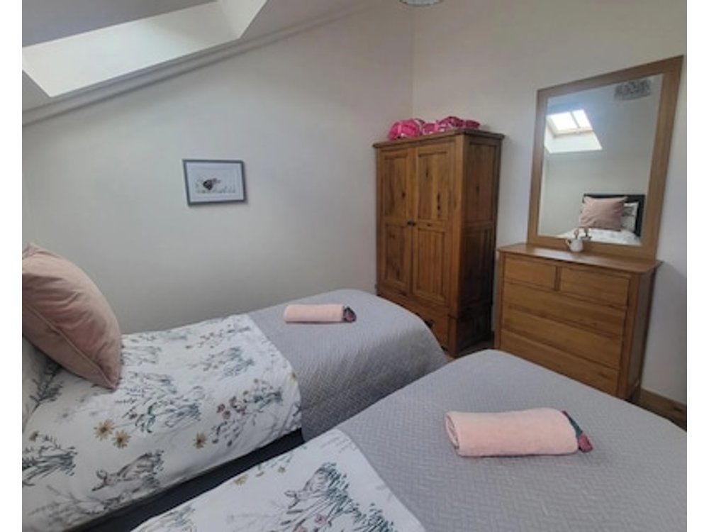 Cosy Cottage With Private Hot Tub In East Devon