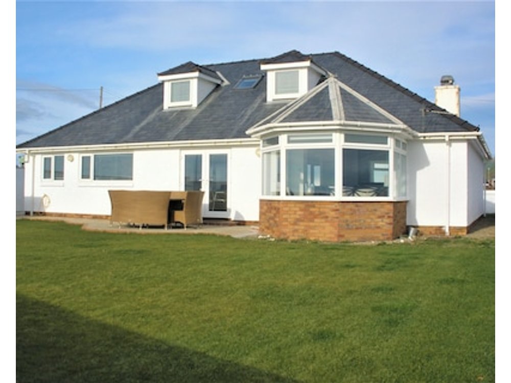 The Gables Pet Friendly Country Holiday Cottage In Tywyn