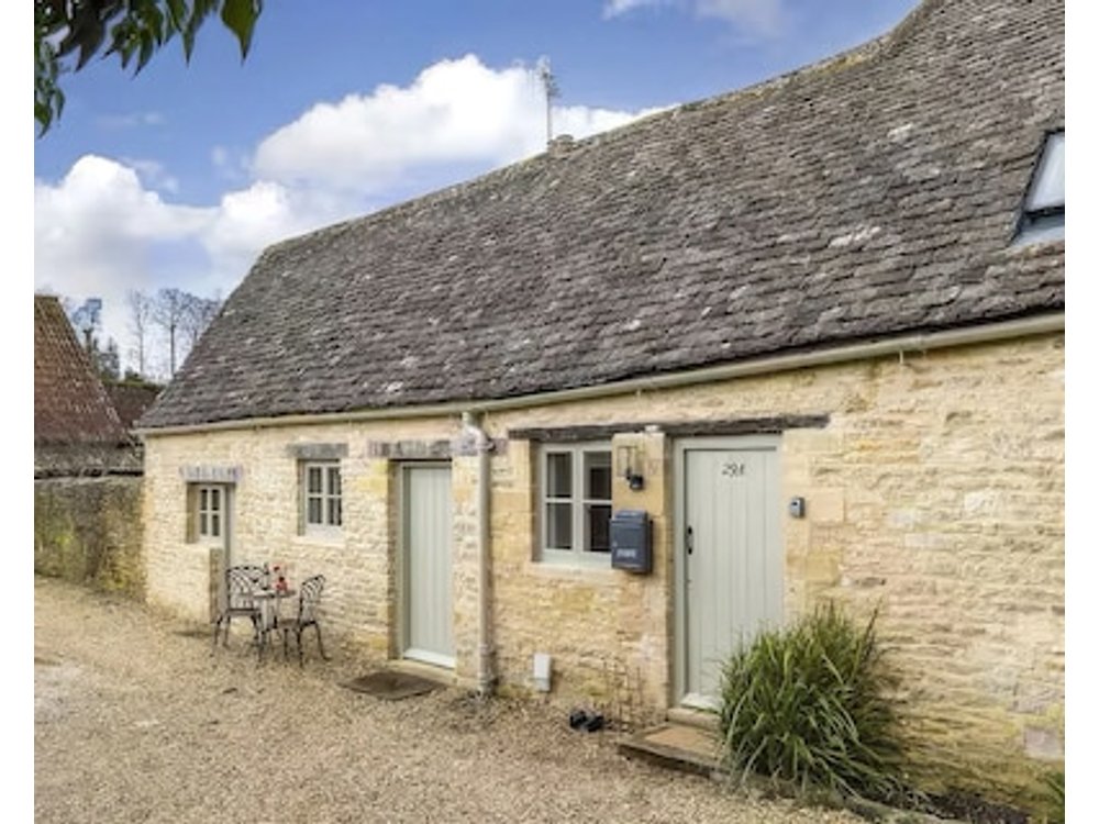 Cosy Cotswold Cottage in Bibury w/ Private Parking - Perfect Romantic Getaway
