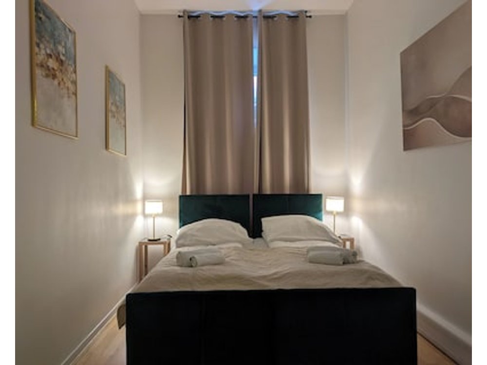 Munich Directly At The Oktoberfest For Up To 13 Guests In The Apartment London