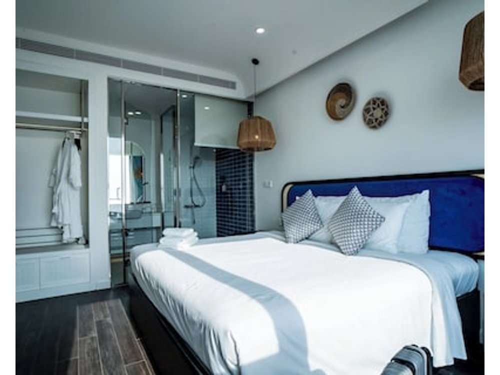 We Young Apartments by HOFs - Fireworks & Ocean view