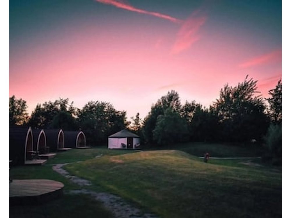 Somerset Glamping Pod With Access To Adventure Activities.