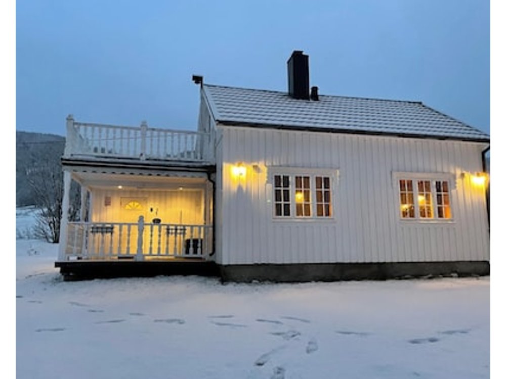 Marvelous Farmhouse With Wifi In Troms