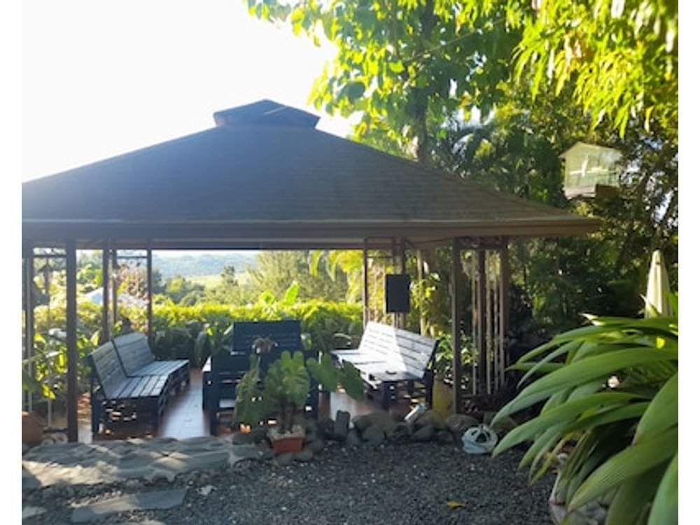 Complete Private Villa 3 Minutes From The River