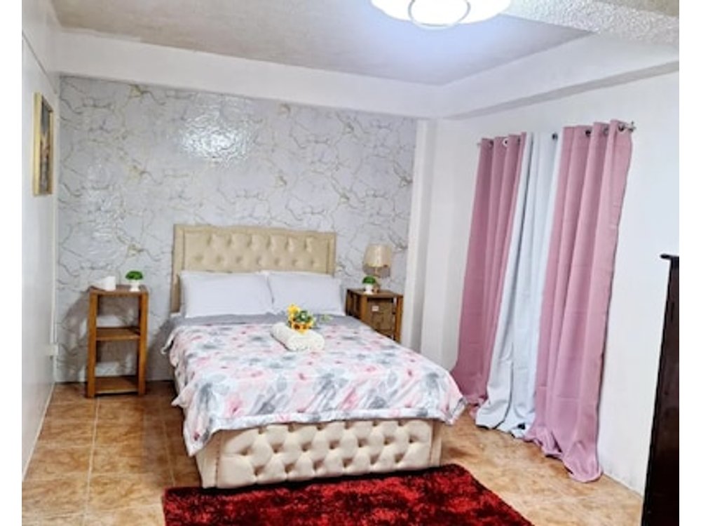 L1 Family Studio Apartment Room near Damosa IT Park SM Lanang & Airport