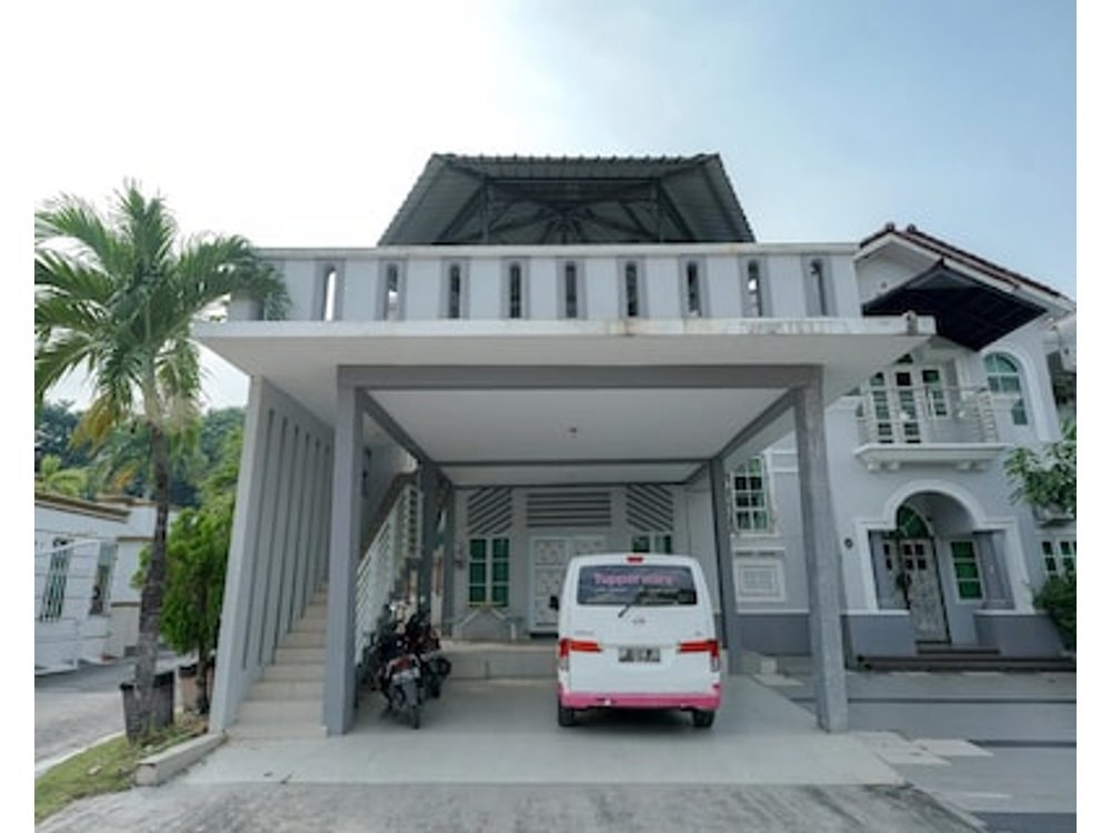RedDoorz Syariah near RS Awal Bros Batam