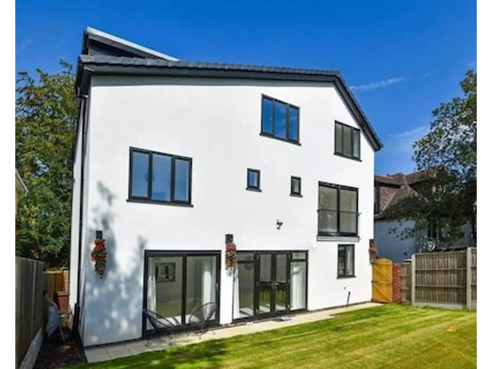 Charming Holiday House Retreat in Wolverhampton City Center
