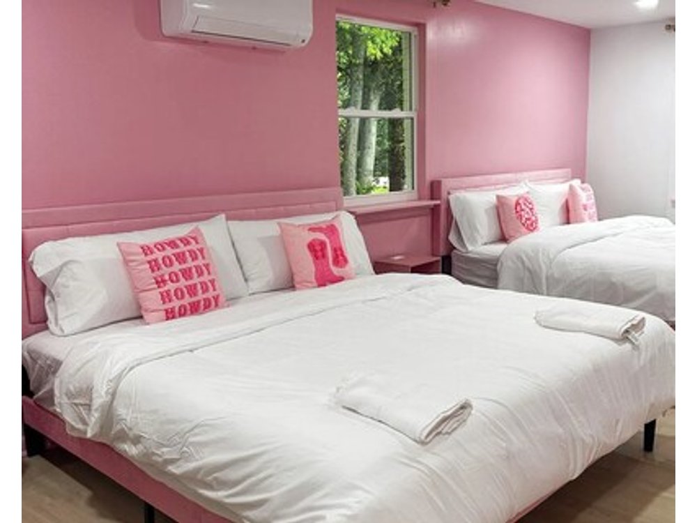 Pink Nashville Cottage Girls Trip 12 Min To Dt