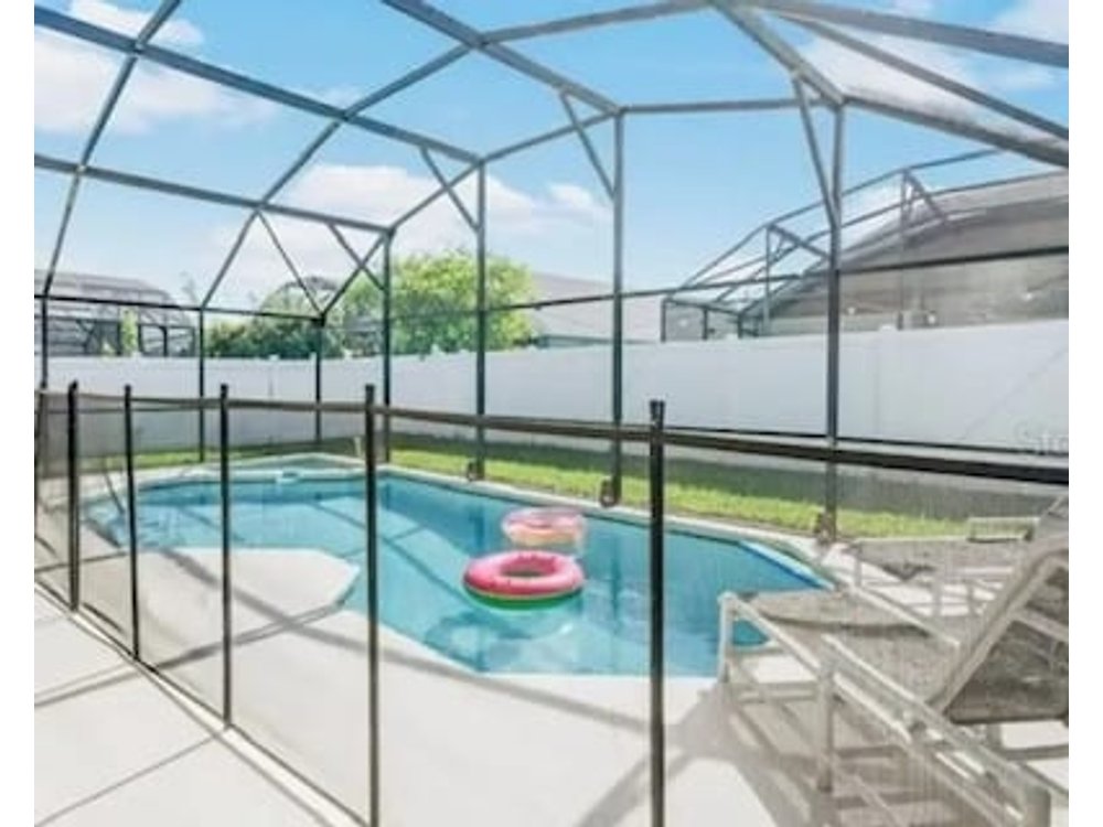 Spacious 4-bedroom House With Pool And Game Room 15 Minutes From Disney World