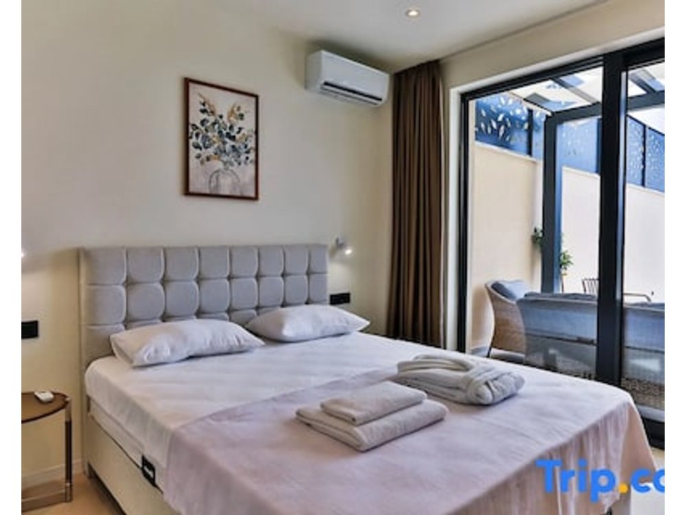 Orange Tree Pool Villas - Sea View and Private Pool