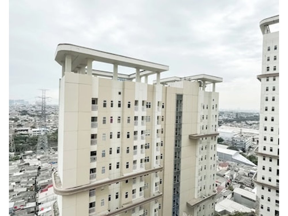 Spacious And Relaxing 2br Apartment At Corner Vittoria Residence