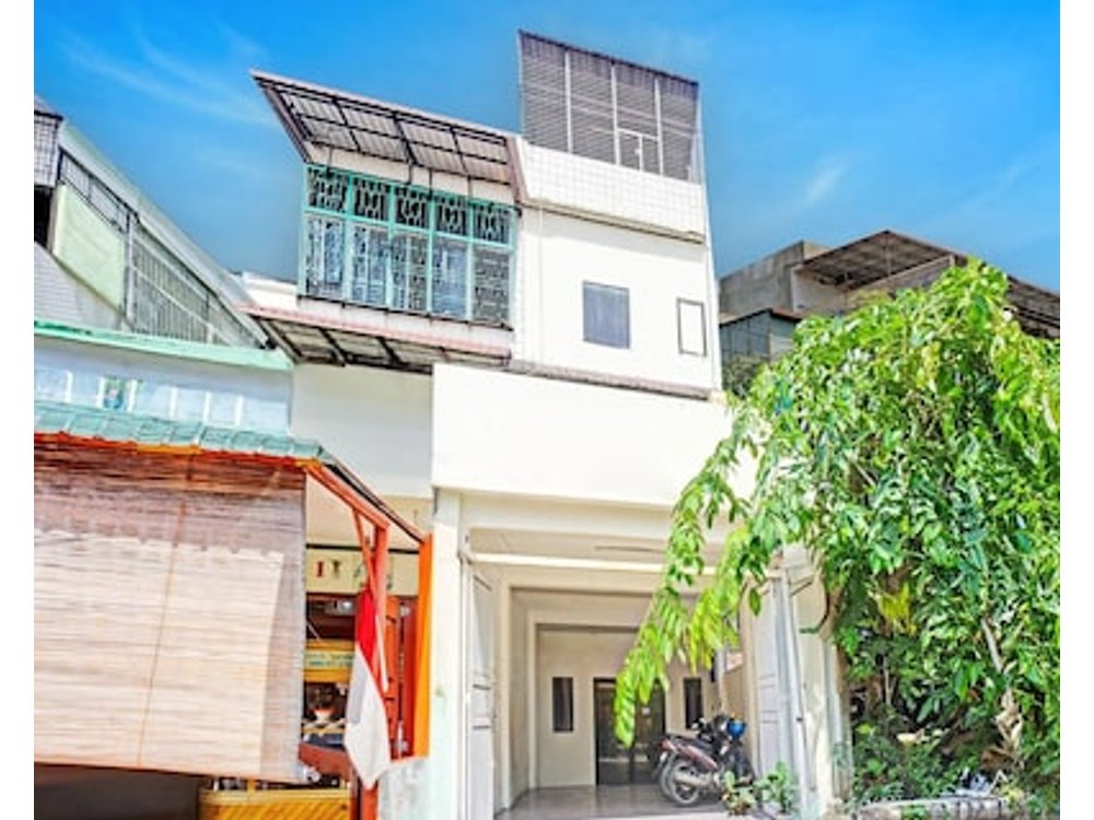 Hotel O Mandala Near Universitas Negeri Medan ( UNIMED )
