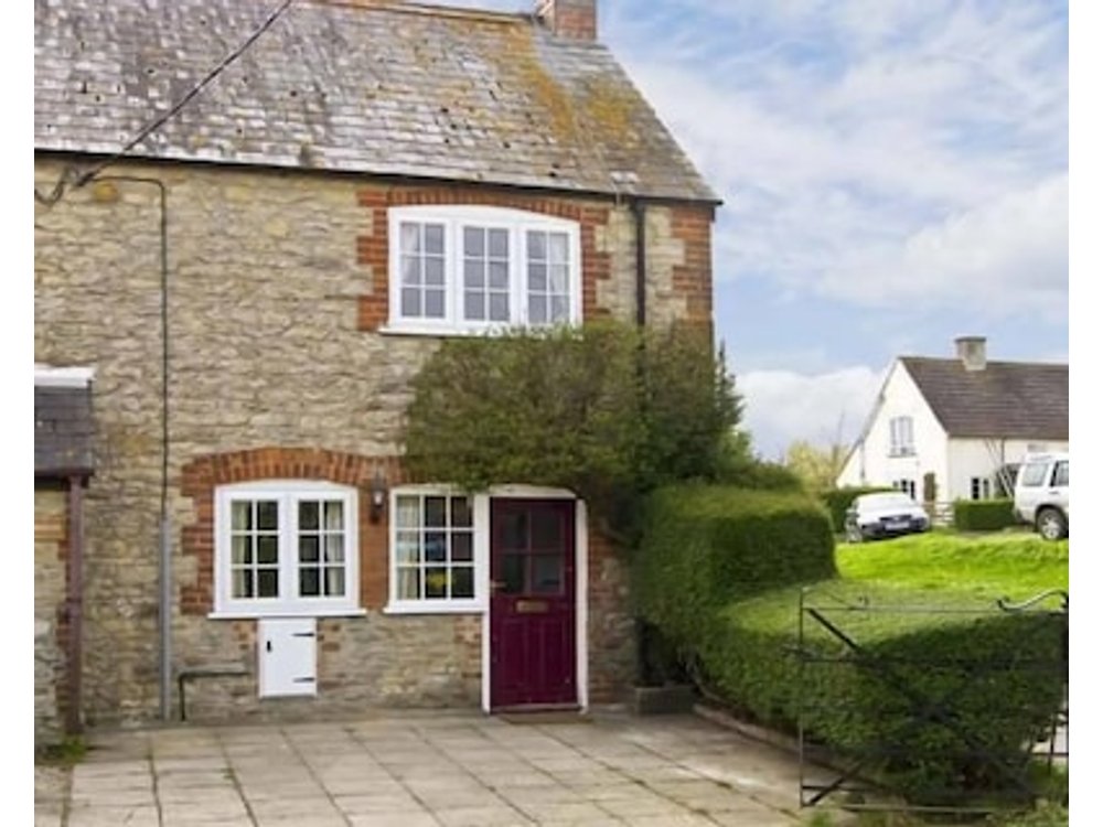 Candy Cottage Pet Friendly With Open Fire In Thornford Ref 5331
