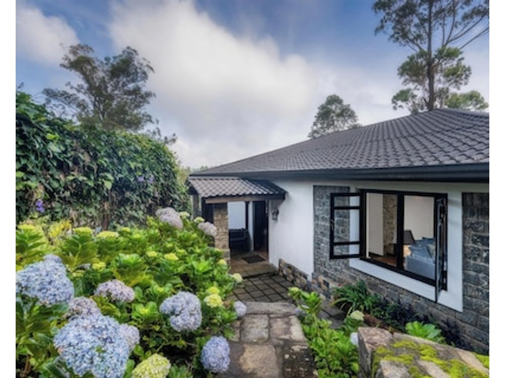 3 Bedroom Cottage in Haputale with Fireplace and Tea Gardens