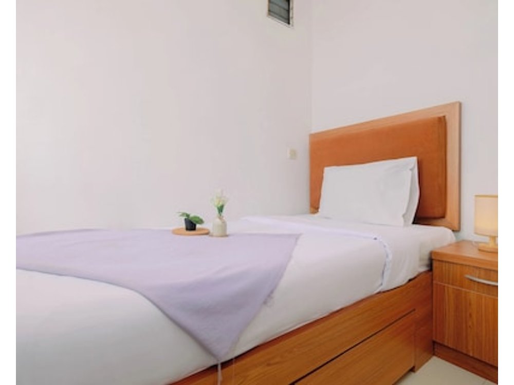 Serene And Warm 2Br At Apartment Bassura City