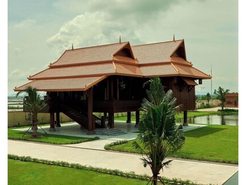 Delightful Private Villa with Air Conditioning in Kampot Province.