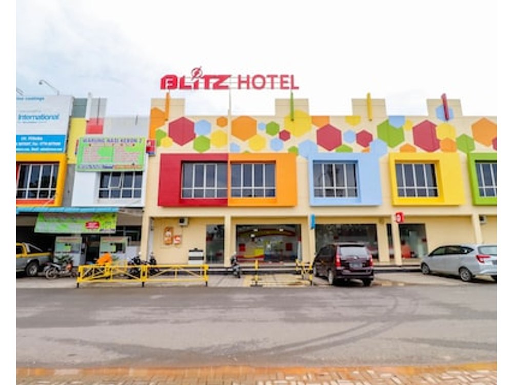 Blitz Hotel Batam Near Sultan Mahmud Ri'ayat Shah