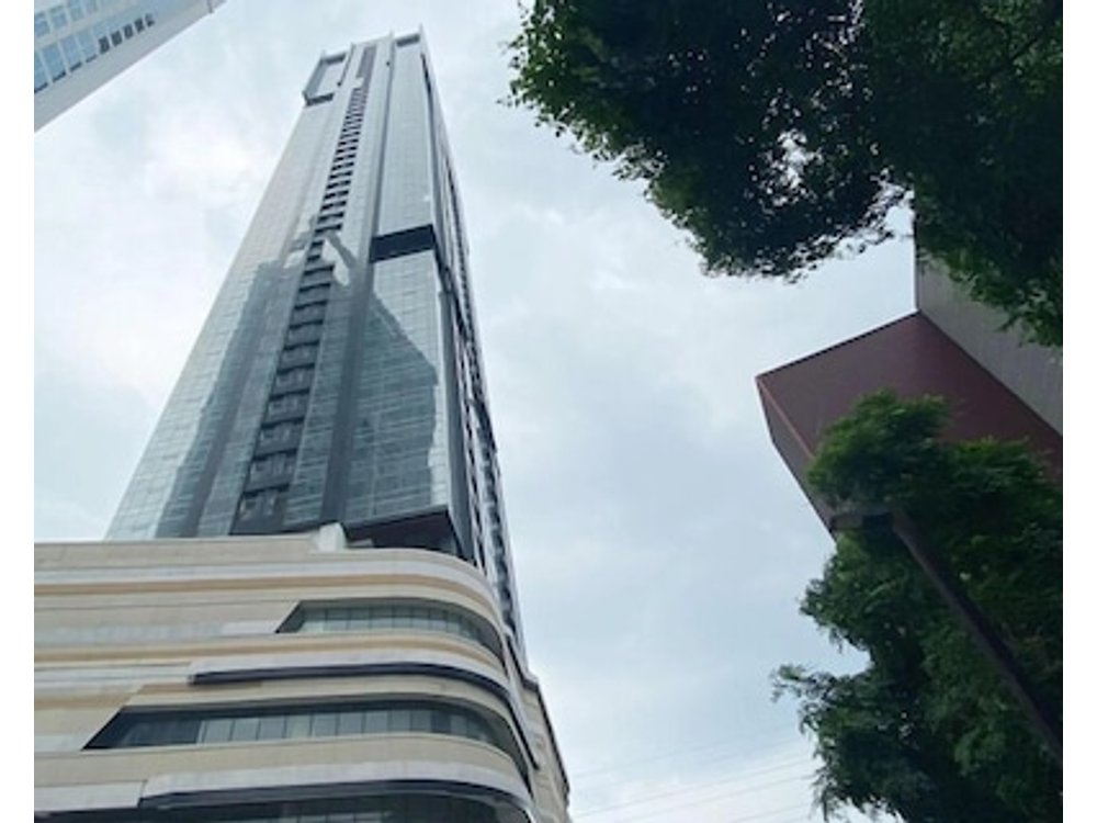 Artistic And Bright 1Br At Grand Sungkono Lagoon Apartment