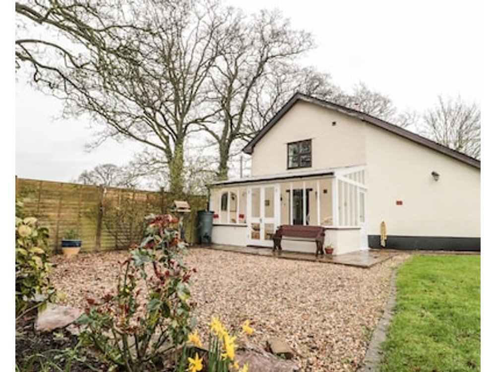 Oak Barn Pet Friendly Character Holiday Cottage In Kentisbeare
