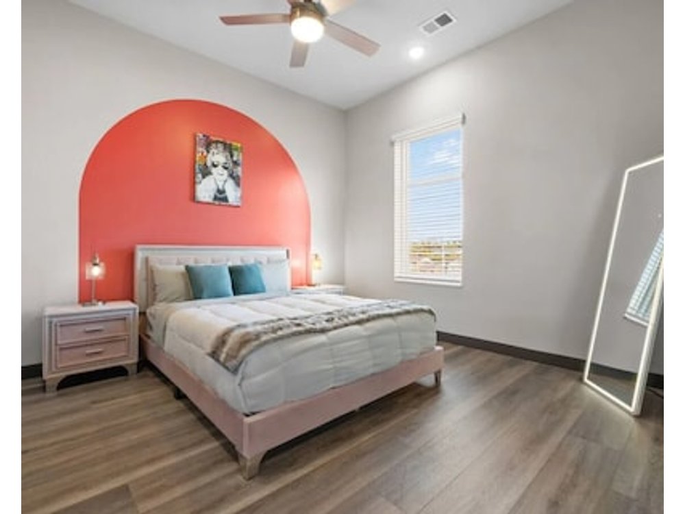 Chic 2br Getaway In Downtown Nashville