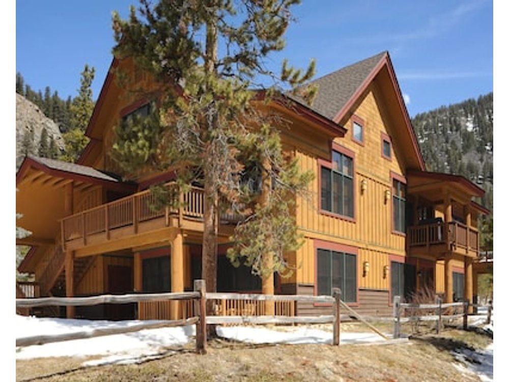 Cozy And Charming Mountain Getaway For 4 With Amazing Amenities