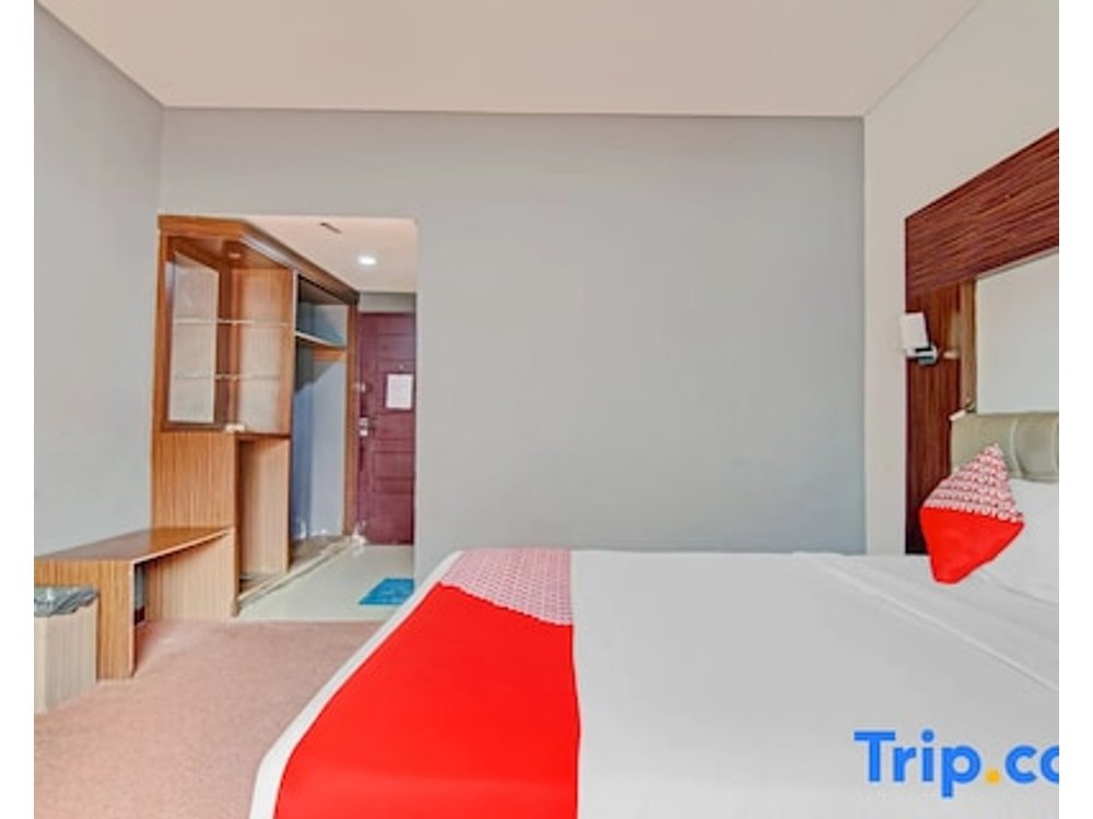 Hotel O near RSUD Arifin Achmad formerly Damon Butik Hotel