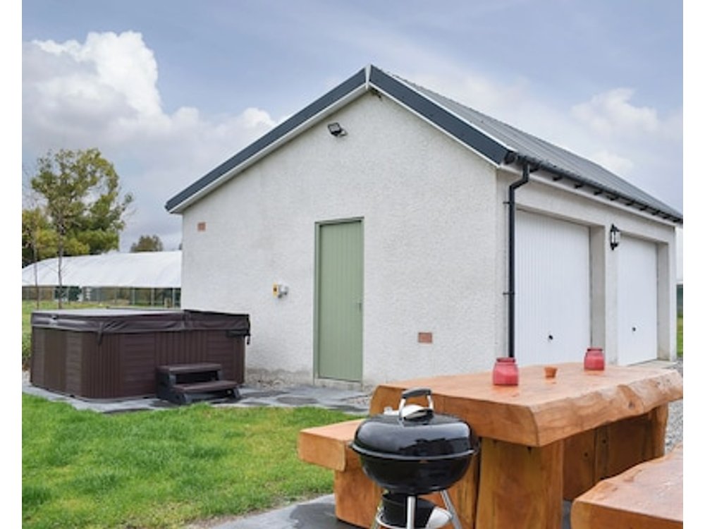 3 Bedroom Accommodation In Kidwelly
