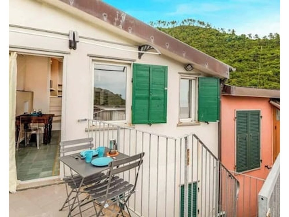 Welcome to Country View your next ideal destination for a romantic and relaxing getaway! Located in the picturesque village of Groppo just minutes f